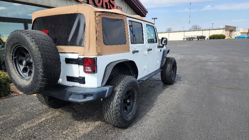 Used 2018 Jeep Wrangler Unlimited Sport AWD/4WD image 7