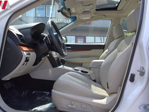 Used 2013 Subaru Outback 3.6R Limited image 9