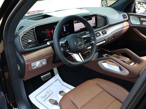 New 2025 Mercedes-Benz GLS 450 4MATIC image 13