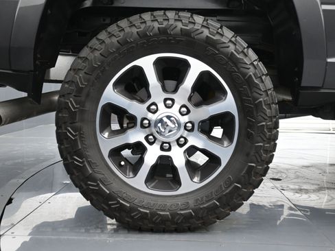 Used 2023 RAM 2500 Limited image 17