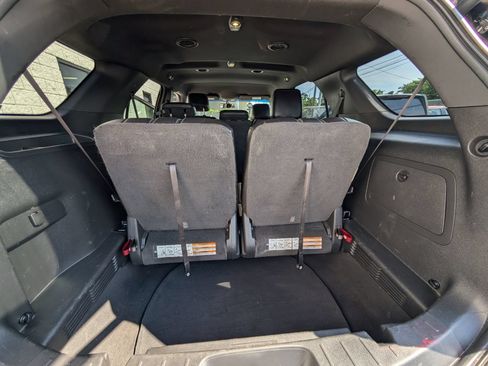Used 2013 Ford Explorer XLT FWD image 20
