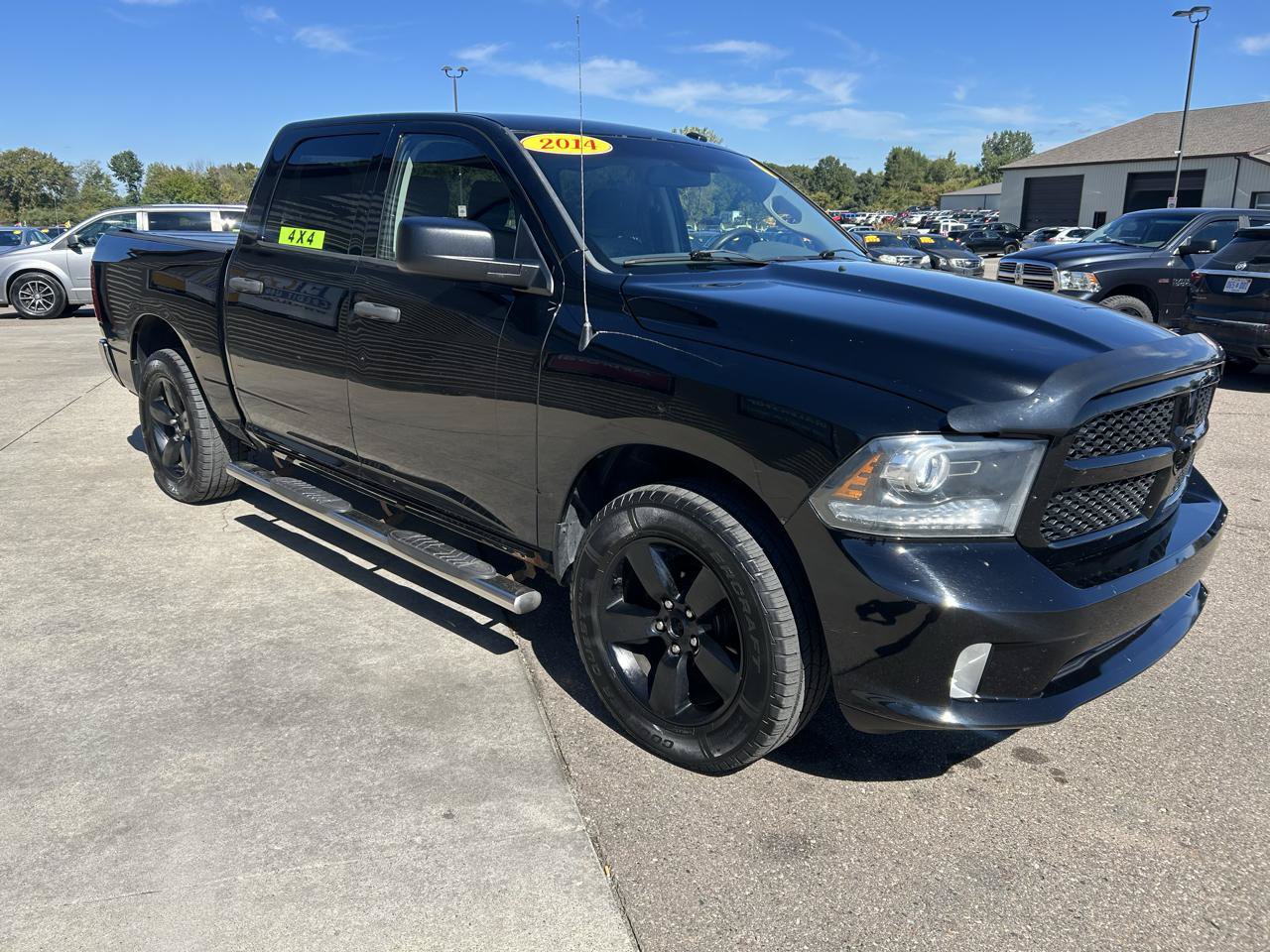 Used 2014 RAM 1500 Express w/ Black Ram 1500 Express Group AWD/4WD image 3