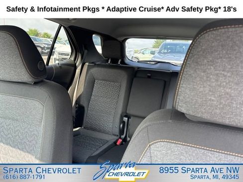 Used 2024 Chevrolet Equinox LT FWD image 16