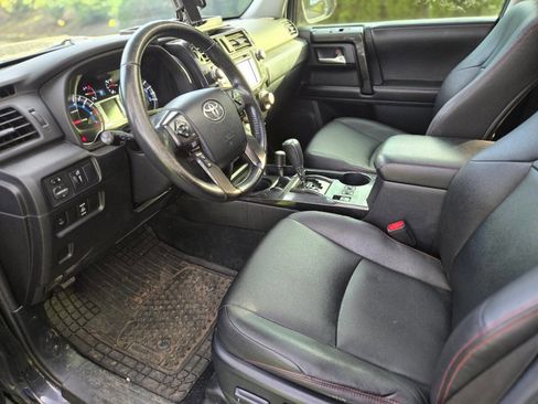 Used 2015 Toyota 4Runner Trail Premium image 2