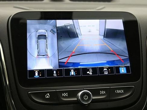 Used 2022 Chevrolet Equinox RS w/ RS Leather Package FWD image 41