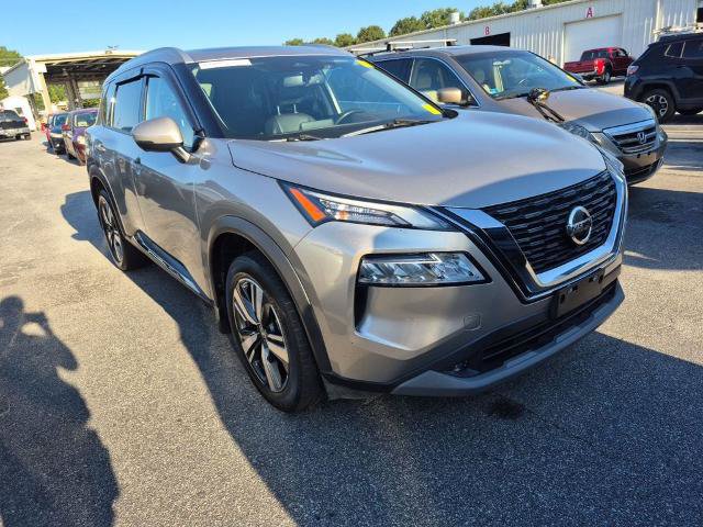 Used 2021 Nissan Rogue SL FWD image 2