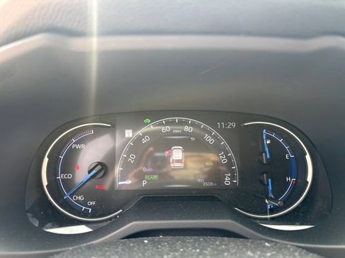 Used 2025 Toyota RAV4 XLE Premium AWD/4WD image 16