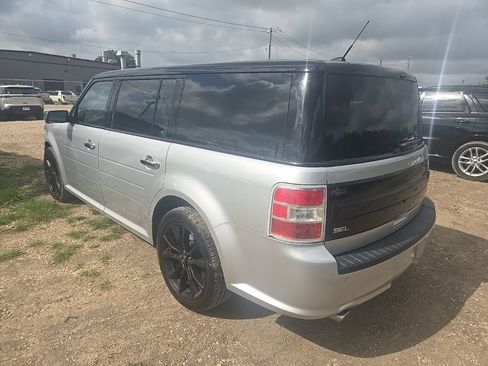 Used 2019 Ford Flex SEL w/ Equipment Group 202A image 2