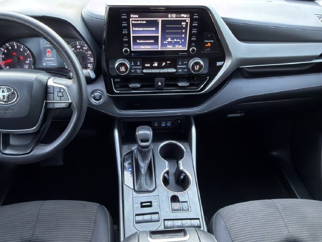 Used 2022 Toyota Highlander L AWD/4WD image 15
