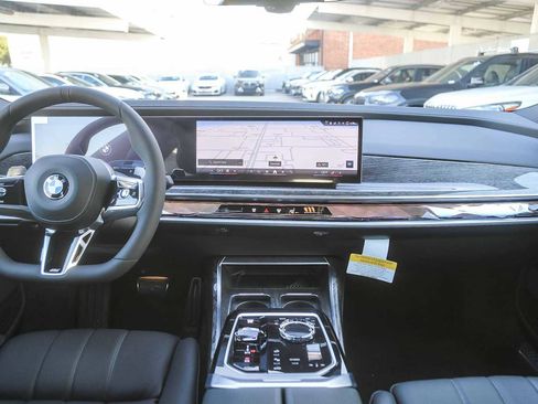New 2026 BMW 740i w/ Premium Package image 9