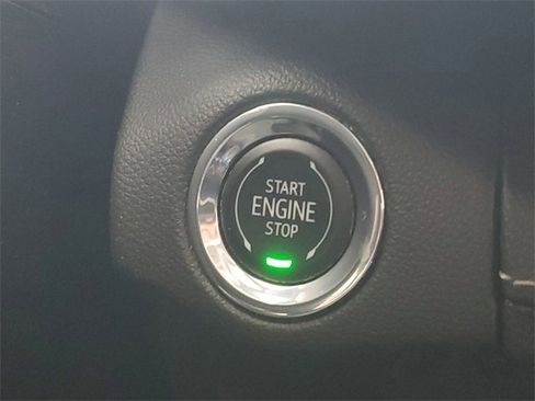 Used 2022 Buick Envision Preferred w/ Safety Package image 23