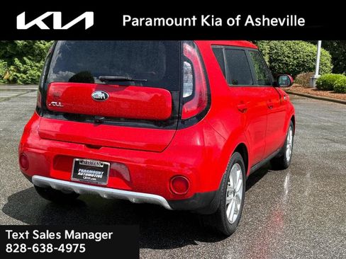 Used 2017 Kia Soul + FWD image 6