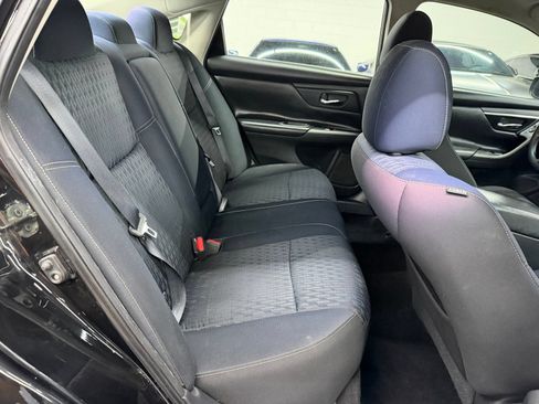 Used 2017 Nissan Altima 2.5 S FWD image 14