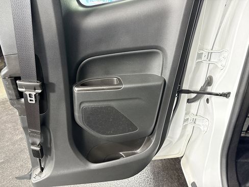 Used 2022 Chevrolet Colorado LT w/ Fleet Safety Package image 27