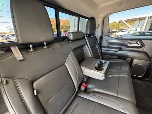 Used 2025 GMC Sierra 1500 SLT w/ SLT Premium Plus Package image 27