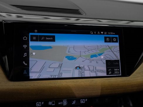 Used 2022 Audi e-tron GT Premium Plus image 29