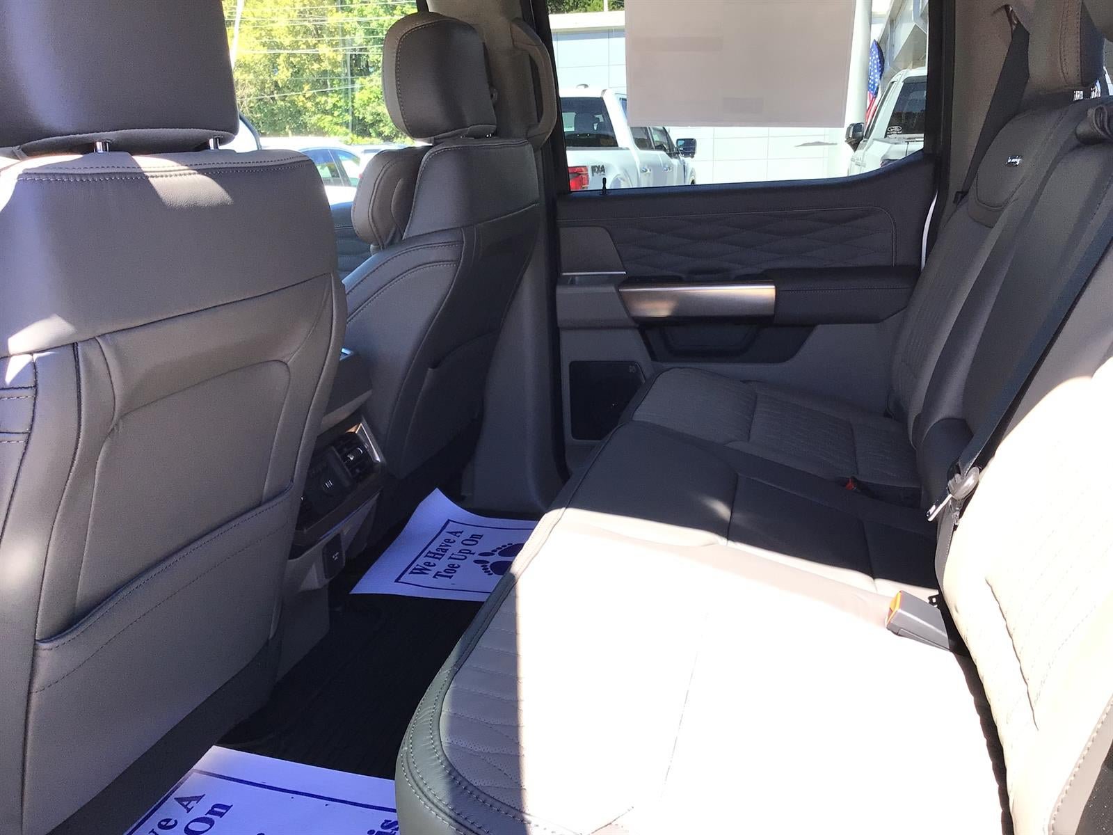 New 2027 Ford F350 Platinum w/ Platinum Plus Package AWD/4WD image 18