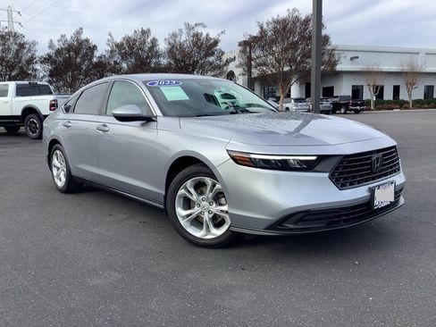 Used 2023 Honda Accord LX image 2