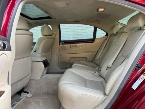 Used 2013 Lexus LS 460 L w/ Ultra Luxury Pkg AWD/4WD image 19