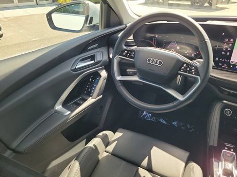 Certified 2025 Audi Q5 Premium Plus w/ Premium Plus AWD/4WD image 13