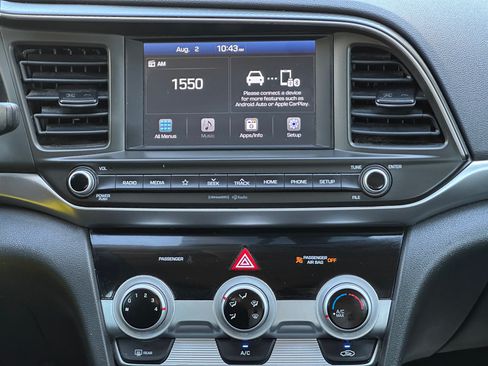 Used 2019 Hyundai Elantra SEL w/ Cargo Package FWD image 17