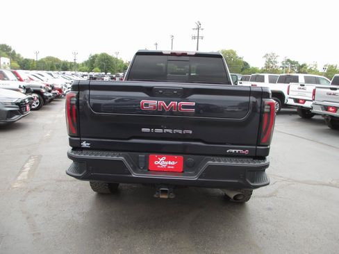 Certified 2024 GMC Sierra 2500 AT4 w/ AT4 Premium Plus Package image 5