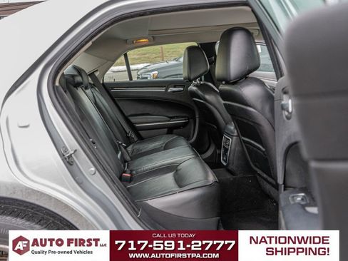 Used 2020 Chrysler 300 Limited image 14