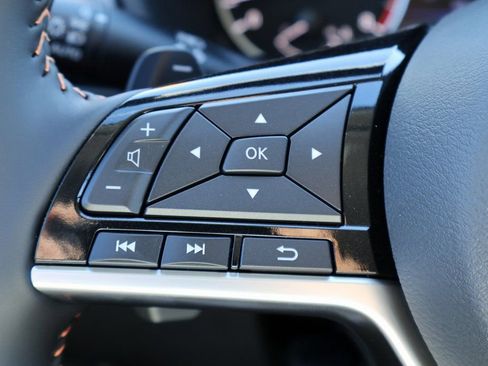 New 2025 Nissan Altima 2.5 SR image 10