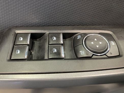 Used 2021 Ford F150 XLT image 12