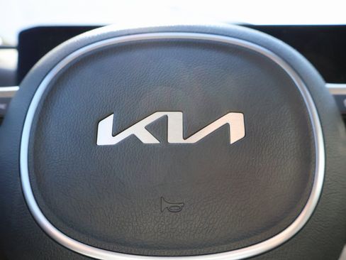 Used 2025 Kia Sorento X-Line EX image 29