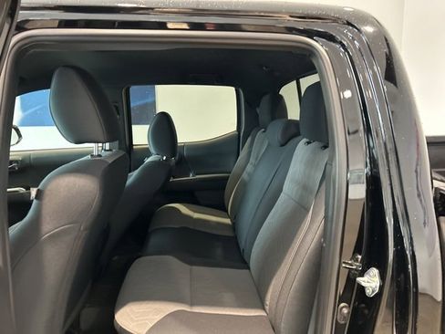 Used 2023 Toyota Tacoma TRD Sport image 14