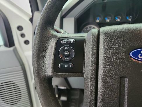 Used 2014 Ford F250 XL w/ Power Equipment Group AWD/4WD image 14