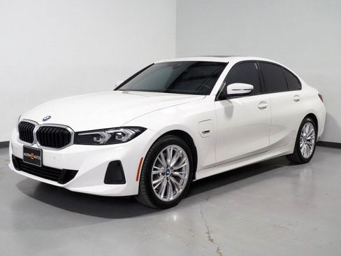 Used 2023 BMW 330e w/ Premium Package RWD image 10
