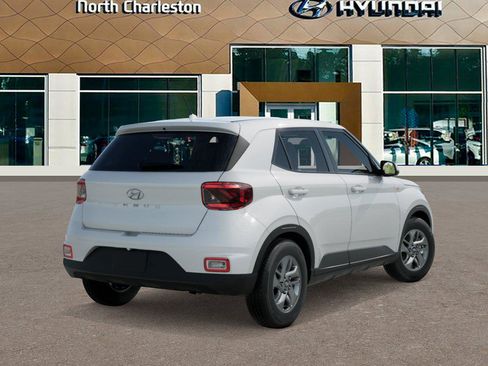 New 2026 Hyundai Venue SE image 4