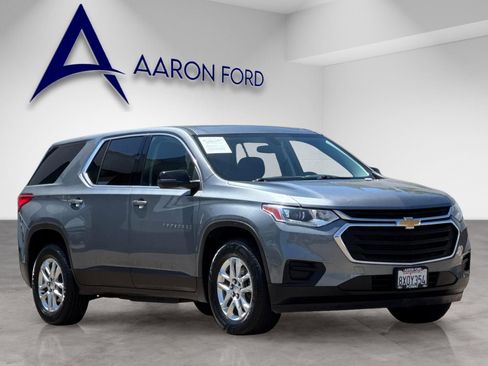 Used 2021 Chevrolet Traverse LS FWD image 8