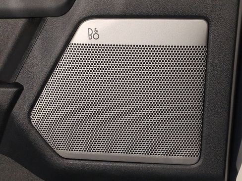 Certified 2021 Ford F150 Lariat w/ Equipment Group 502A High image 31