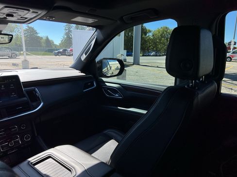 Used 2023 Chevrolet Tahoe High Country AWD/4WD image 37