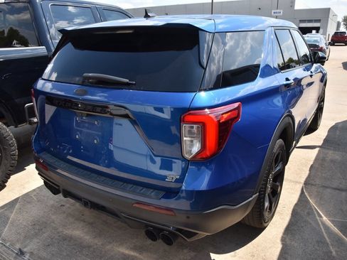 Certified 2022 Ford Explorer ST w/ Equipment Group 401A AWD/4WD image 5