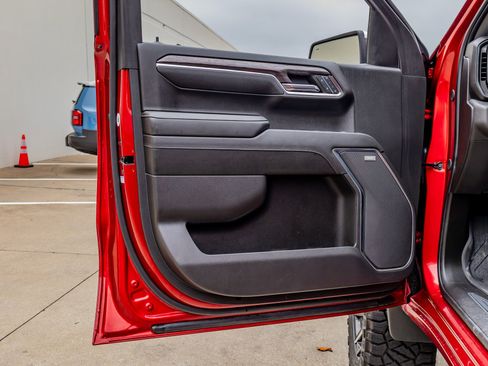 Used 2024 Chevrolet Silverado 1500 LTZ w/ LTZ Convenience Package II AWD/4WD image 34