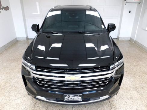 Used 2023 Chevrolet Tahoe LT w/ Luxury Package AWD/4WD image 12