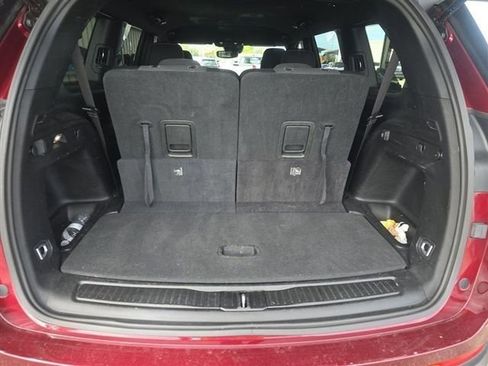 Used 2024 Jeep Grand Cherokee L Laredo image 6