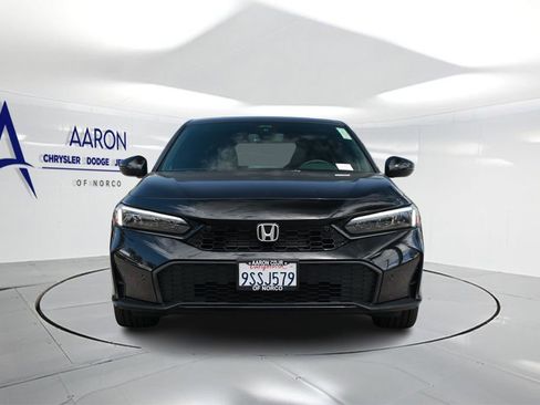 Used 2025 Honda Civic Sport Touring image 4