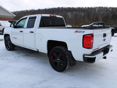 Used 2017 Chevrolet Silverado 1500 LT w/ Redline Edition image 3