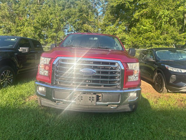 Used 2017 Ford F150 XLT w/ Equipment Group 302A Luxury AWD/4WD image 10
