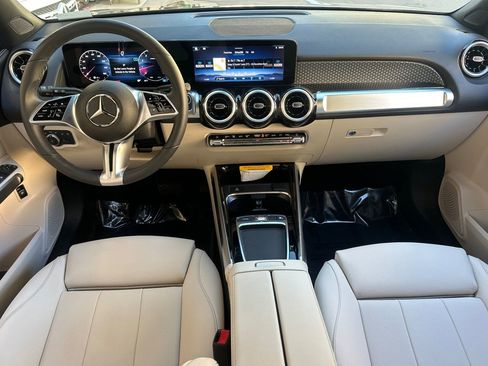 Certified 2026 Mercedes-Benz GLB 250 image 5