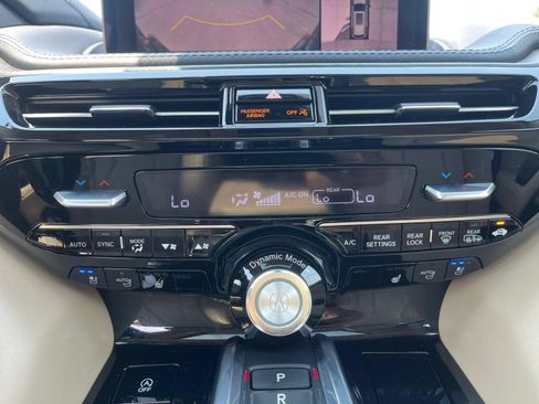 Used 2022 Acura MDX SH-AWD w/ Advance Package image 25