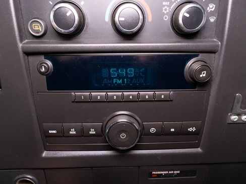 Used 2008 Chevrolet Express 1500 w/ Power Package RWD image 17