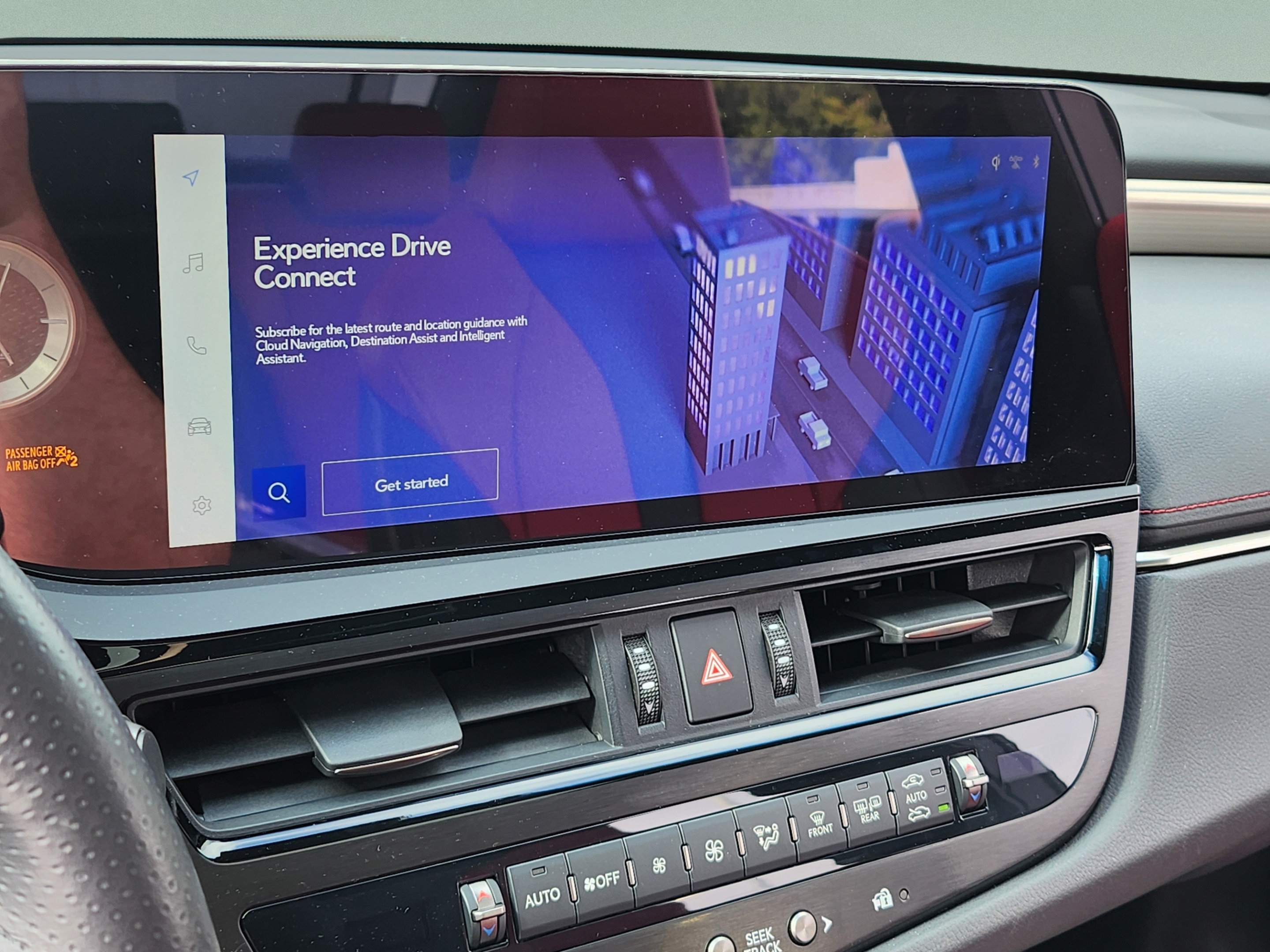 Used 2024 Lexus ES 300h F Sport w/ Accessory Package (Z2) FWD image 15