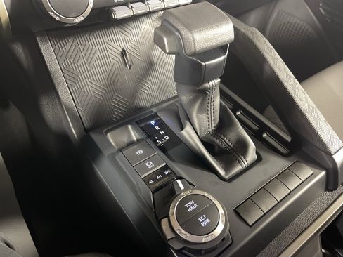 Used 2024 Toyota Tacoma SR5 image 25