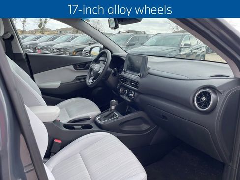 Used 2023 Hyundai Kona SEL image 16
